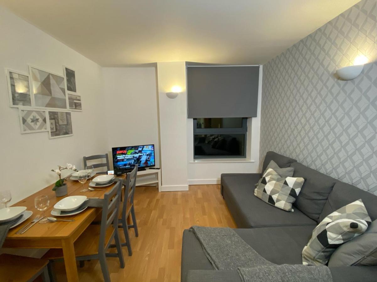 Westone Aspect Sheffield Exterior foto